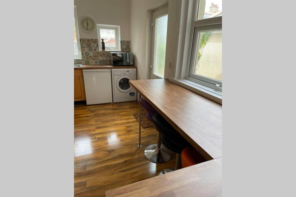 Victoria House, Beautiful Swanage Stay! Ulwell ภายนอก รูปภาพ
