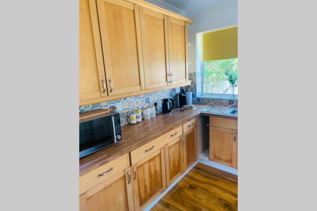 Victoria House, Beautiful Swanage Stay! Ulwell ภายนอก รูปภาพ